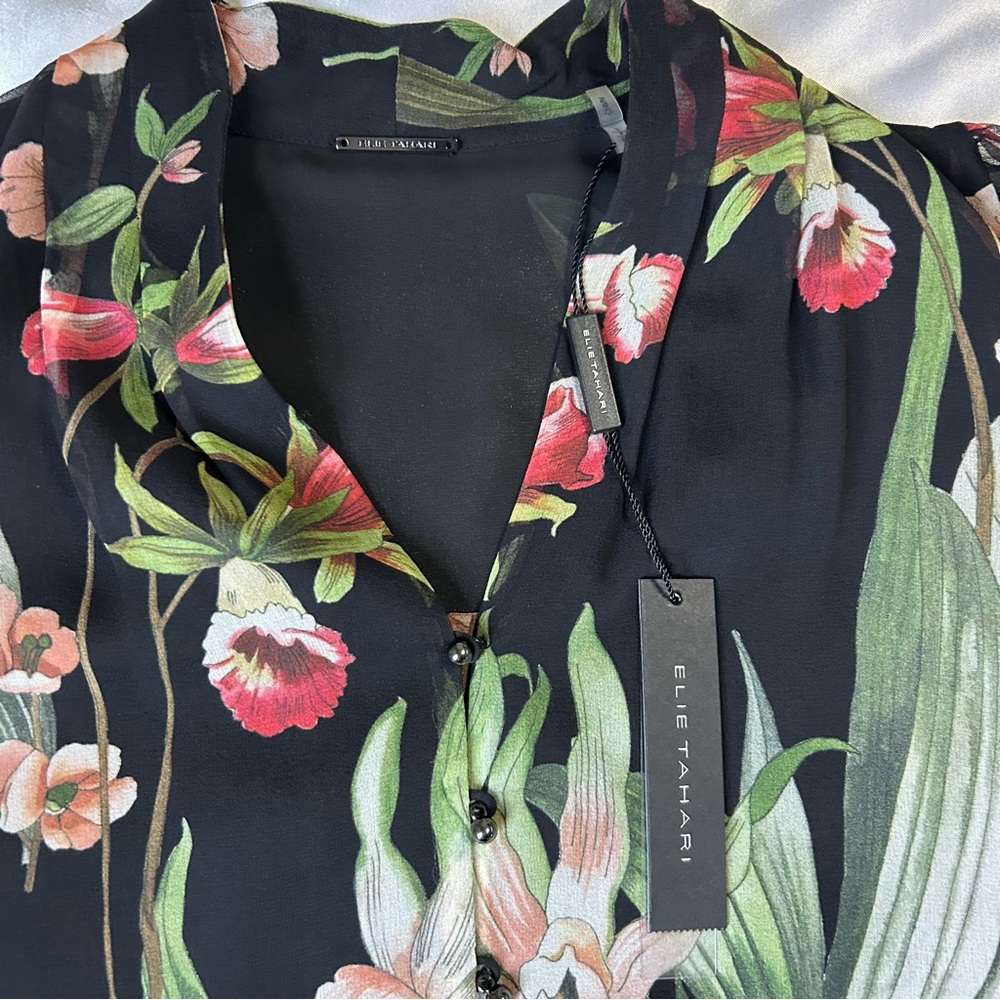 Elie Tahari Laya Floral-Print Silk Blouse - Picture 3 of 9